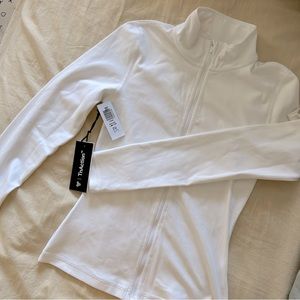 ARITZIA TNA Butter Limit Hip Zip-up XS